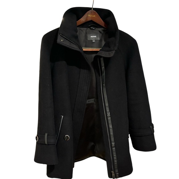 Mackage Black Wool Zipped Jacket with Leather Trim & belt, Size S/P Barely worn - Picture 4 of 10